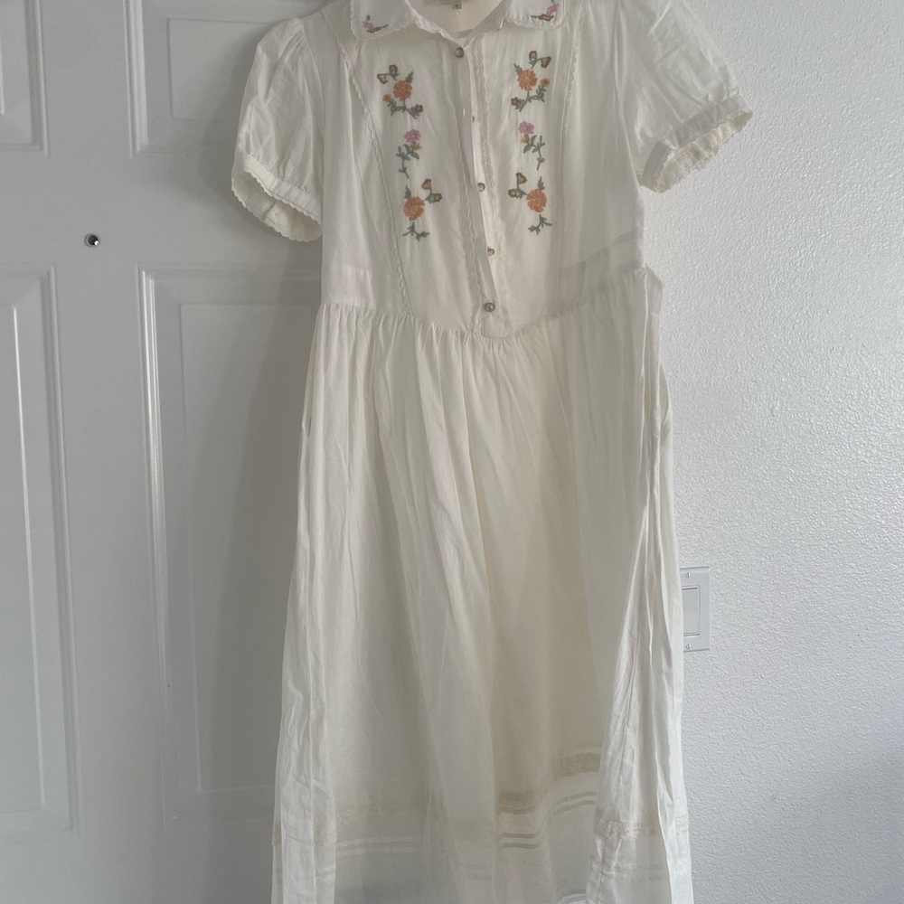 Floral Embroidered Midi Dress in Cream